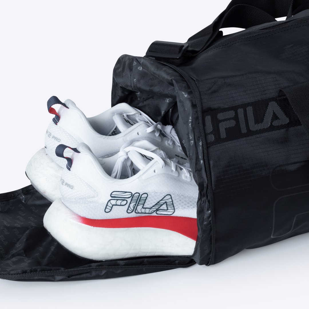 Bolsa Unissex Fila Sport Life Outline Preta 25L Bolsa Unissex Fila Sport Life Outline Preta 25L