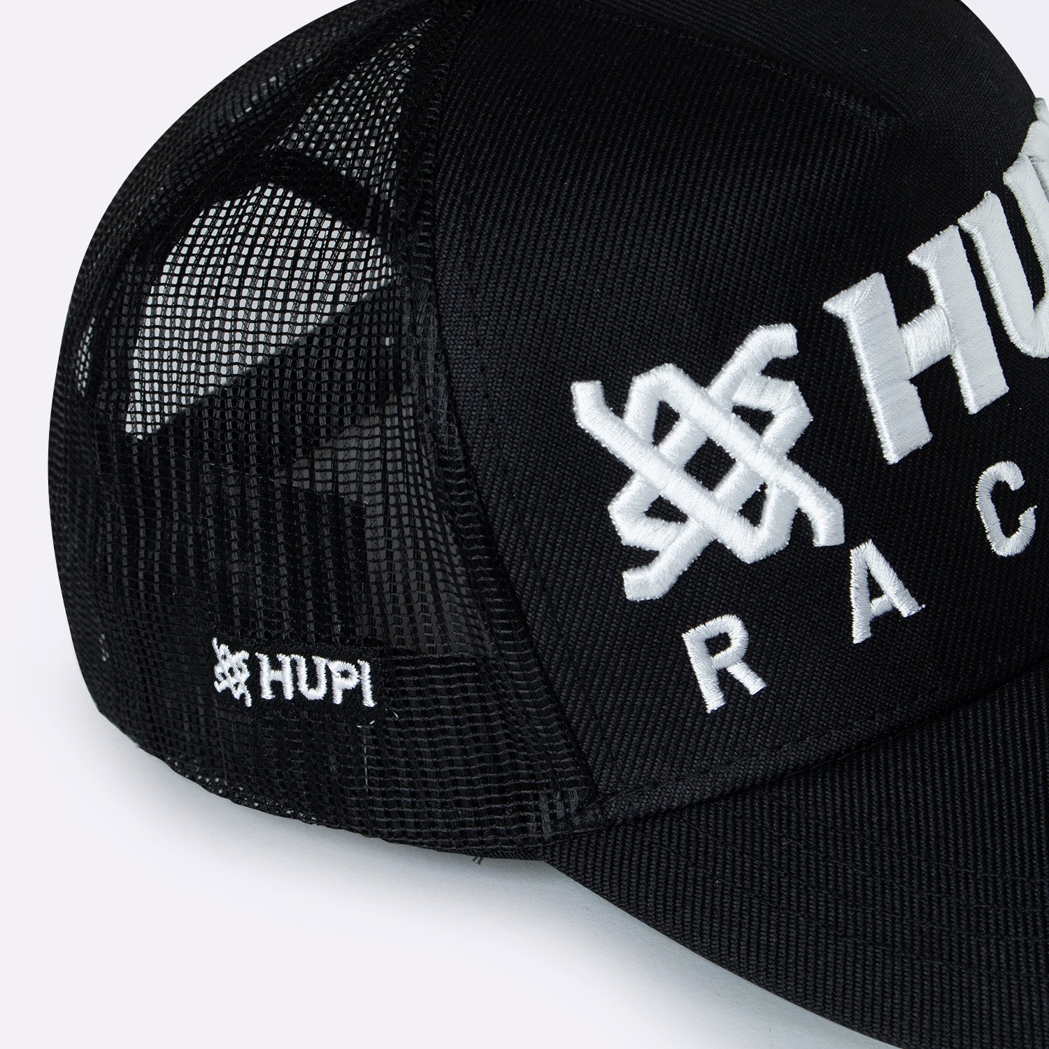 Boné HUPI Racing Preto/Branco Bordado Boné HUPI Racing Preto/Branco Bordado