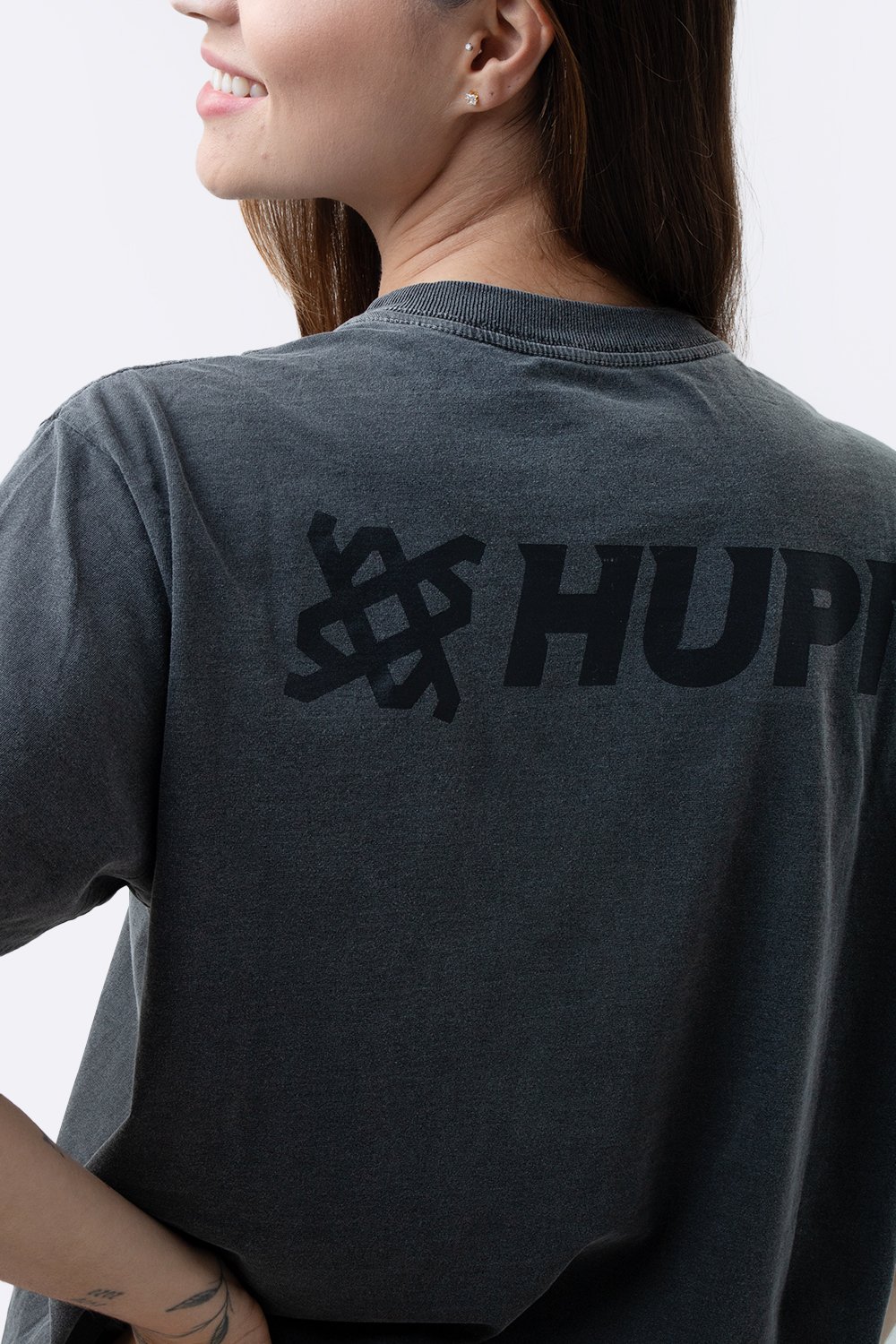 Camiseta HUPI Casual Chumbo Institucional Camiseta HUPI Casual Chumbo Institucional