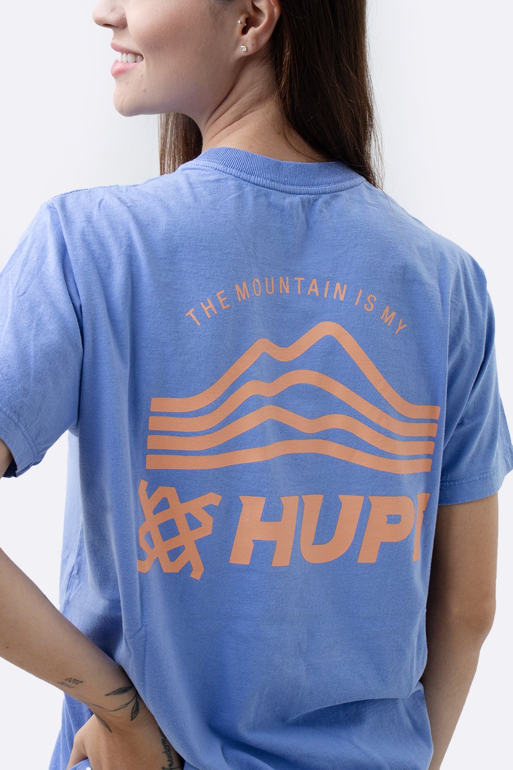 Camiseta HUPI Casual Lilás Mountain Camiseta HUPI Casual Lilás Mountain