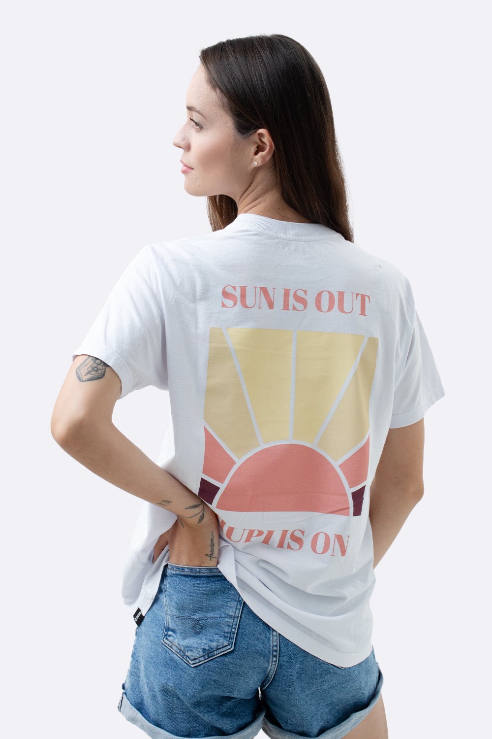 Camiseta HUPI Casual Off White HUPI Is On Camiseta HUPI Casual Off White HUPI Is On
