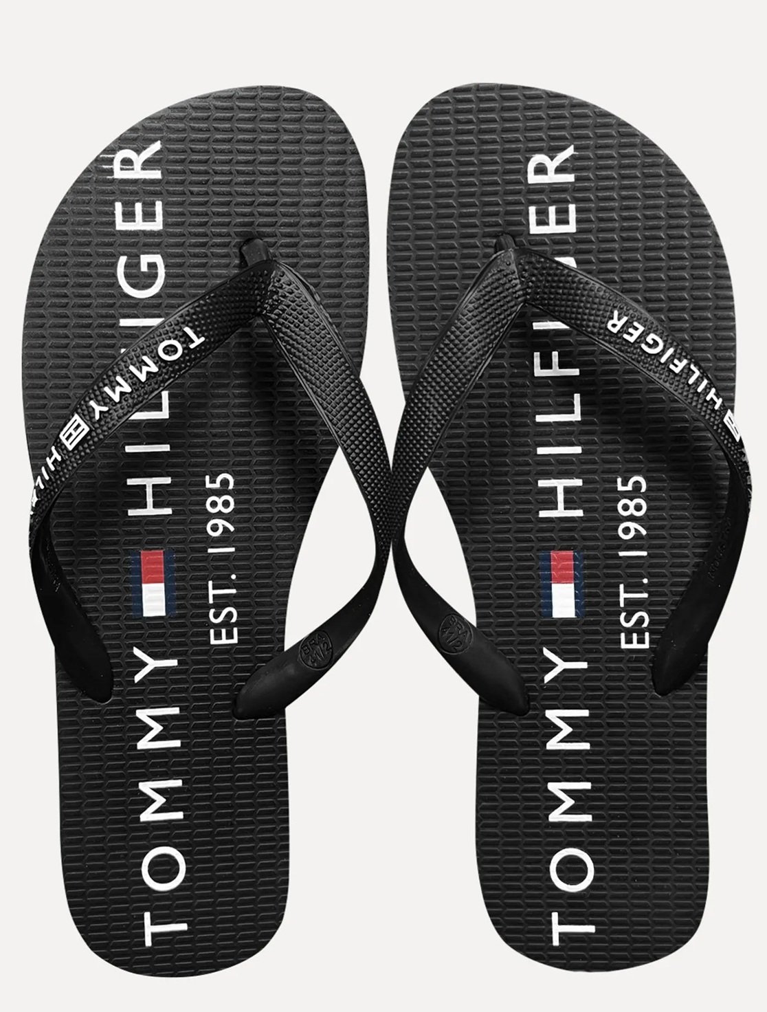 Chinelo Tommy Hilfiger Rubber Masculino Preto e Cinza Chinelo Tommy Hilfiger Rubber Masculino Preto e Cinza