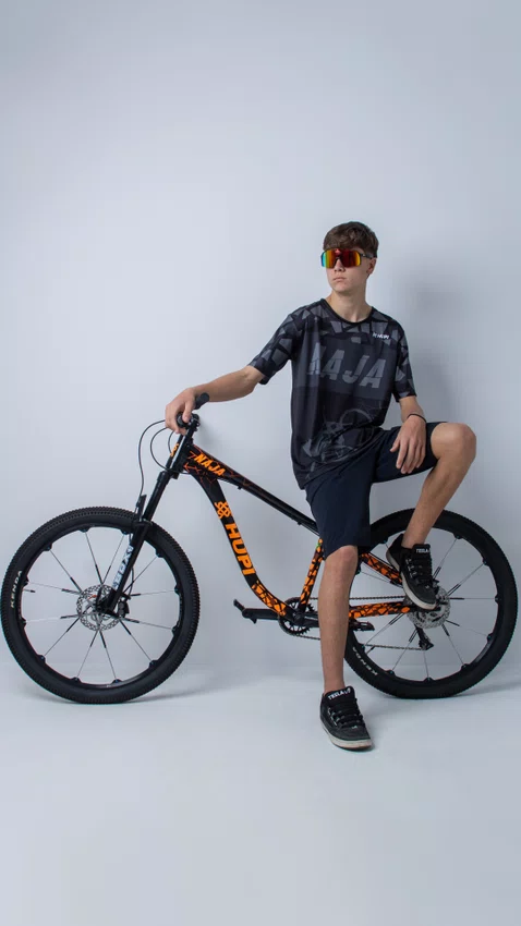 Camiseta Masculina HUPI Bike Naja Preto/Grafite