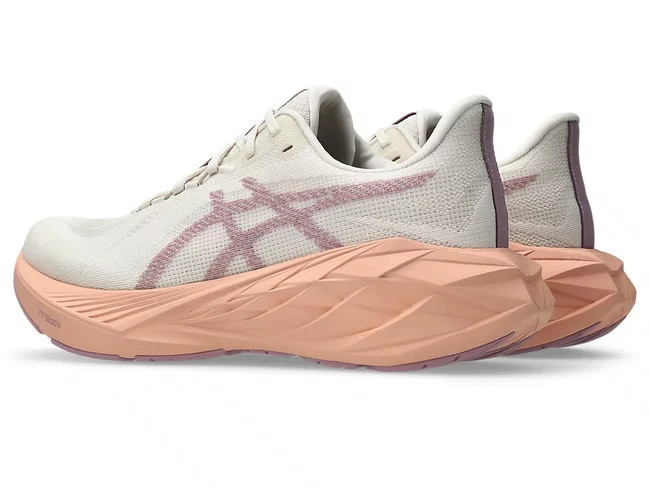 Tênis ASICS Dynablast 6 SE Feminino Bege