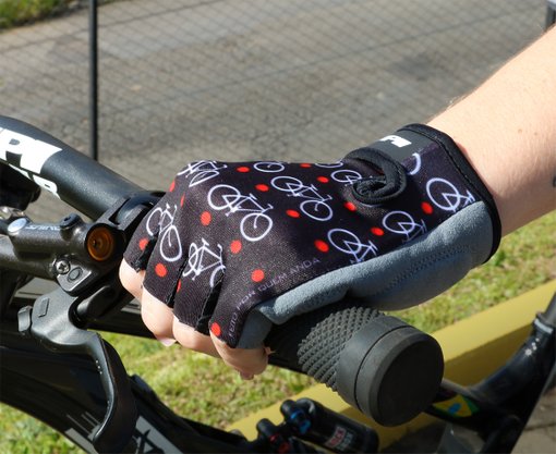 Luva Ciclismo HUPI Eco Dedo Curto Love Bike Preto
