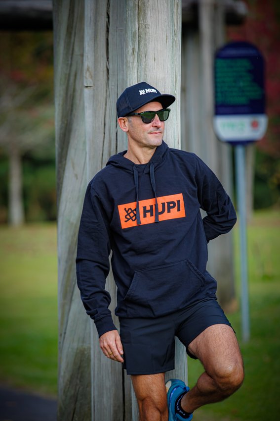 Moletom HUPI Strait Orange Preto
