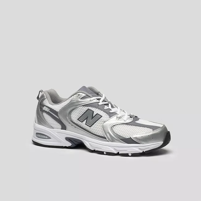Tênis New Balance 530 Feminino Prata e Grafite