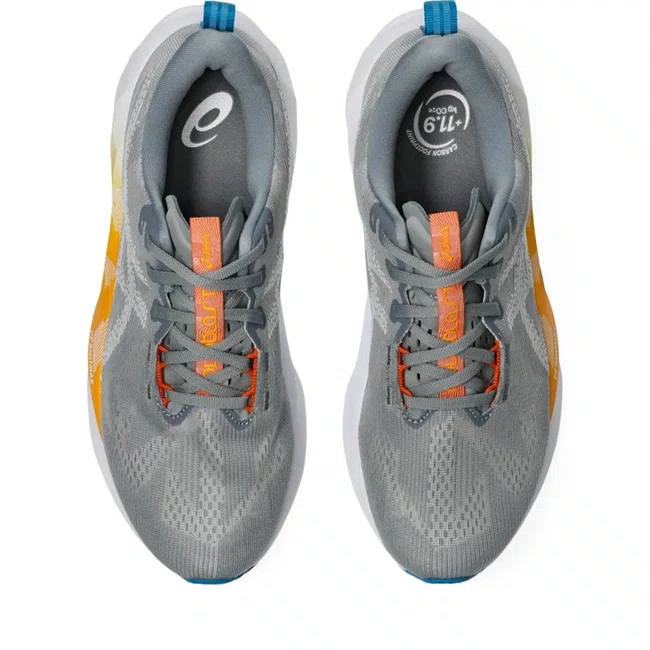 Tênis ASICS Novablast 5 Masculino Cinza e Branco