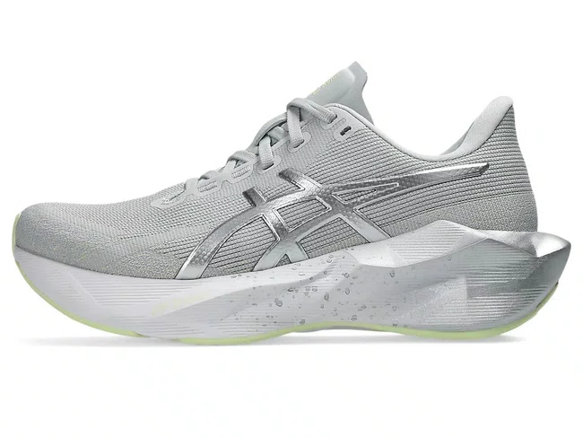 Tênis ASICS Novablast 6 Feminino Platinum