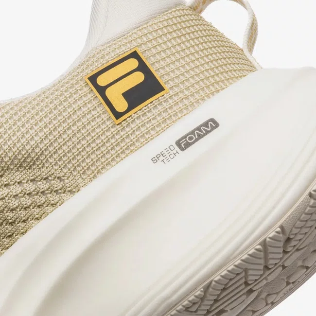 Tênis Fila Racer Speedzone Feminino Dourado e Preto