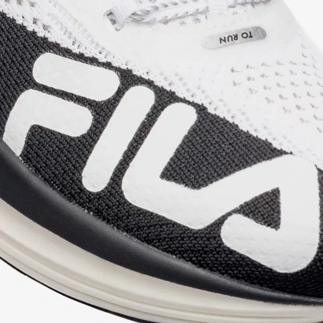 Tênis FILA Racer Speedzone Masculino Branco e Preto