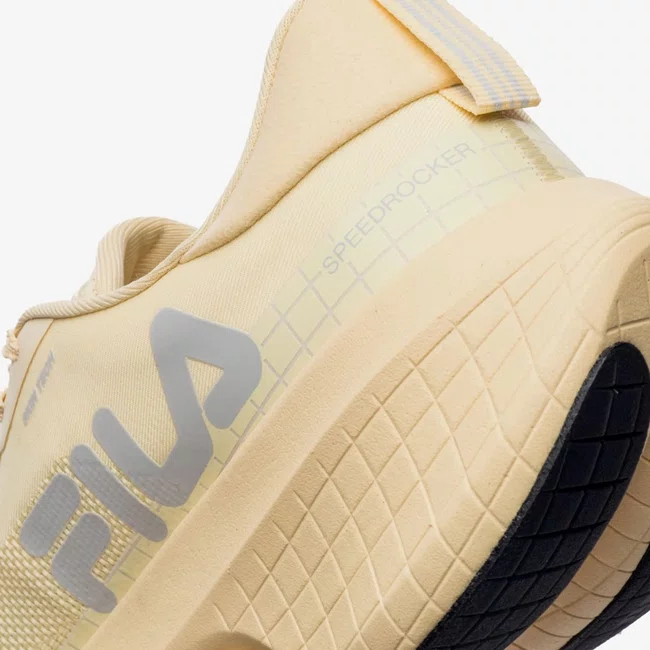 Tênis FILA Speedrocker Skyfoam Feminino Creme