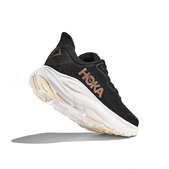 Tênis HOKA Clifton 10 Feminino Preto/Dourado