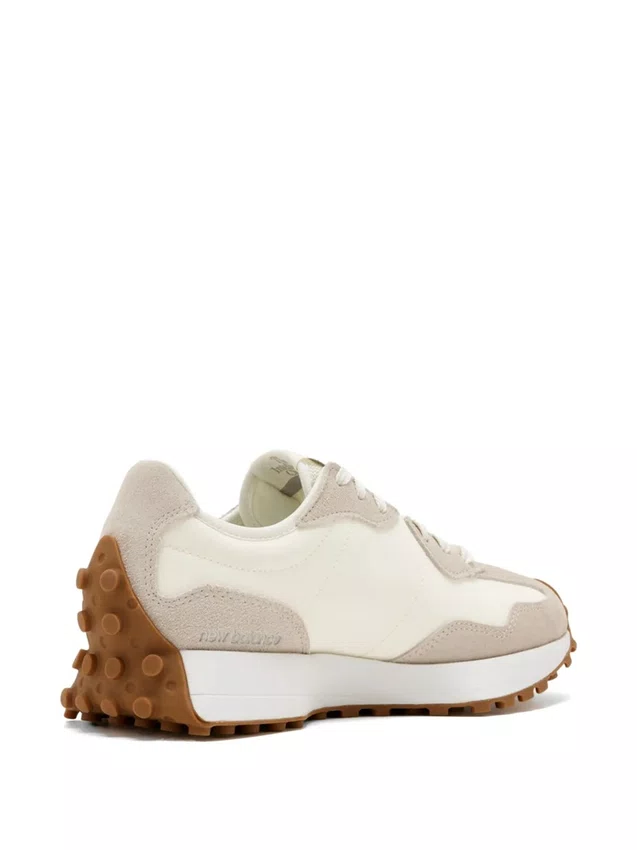 Tênis New Balance 327v1 Feminino Branco Off e Prata