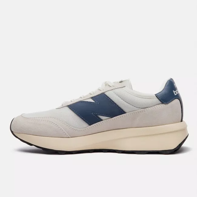 Tênis New Balance 370v1 Bege e Azul Marinho