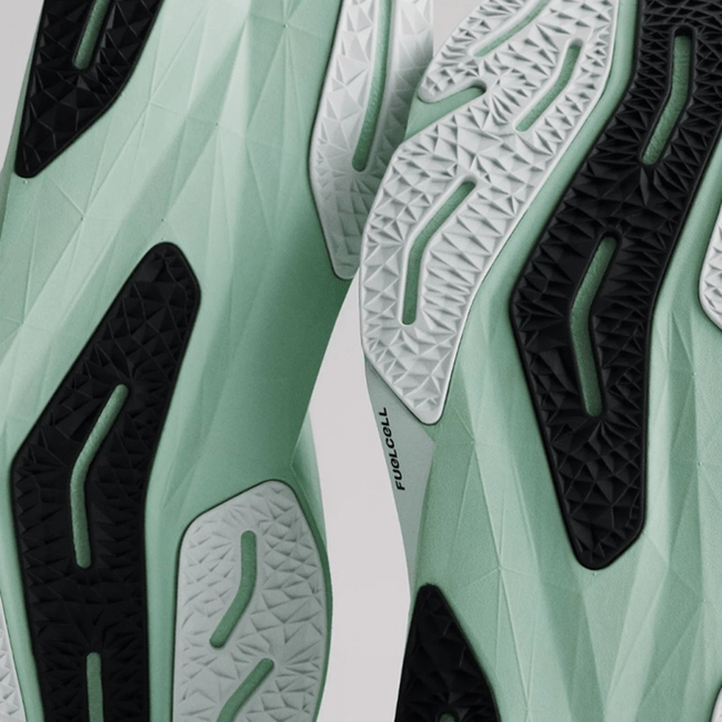 Tênis New Balance Fuelcell Rebel V4 Feminino Verde