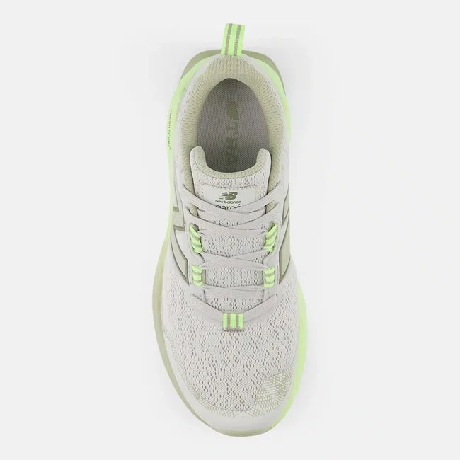Tênis New Balance Fresh Foam Garoé v2 Feminino Cinza