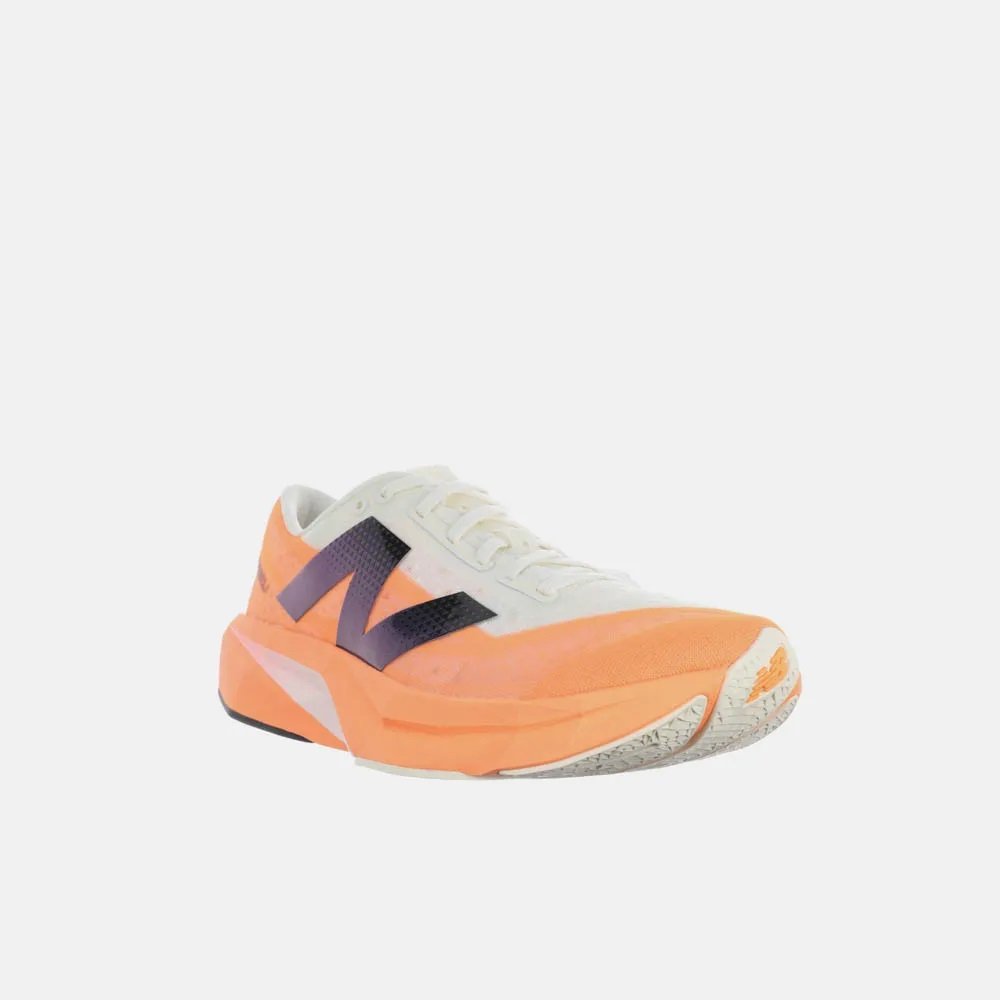 Tênis New Balance Fuelcell Rebel V4 Masculino Laranja/Bege Tênis New Balance Fuelcell Rebel V4 Masculino Laranja/Bege