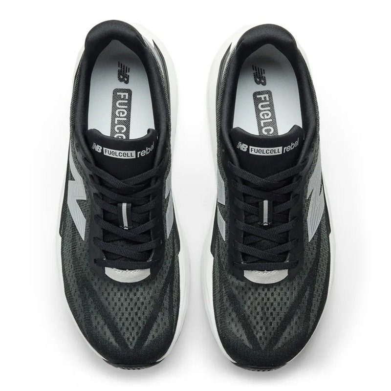 Tênis New Balance FuelCell Rebel v5 Feminino Preto Tênis New Balance FuelCell Rebel v5 Feminino Preto