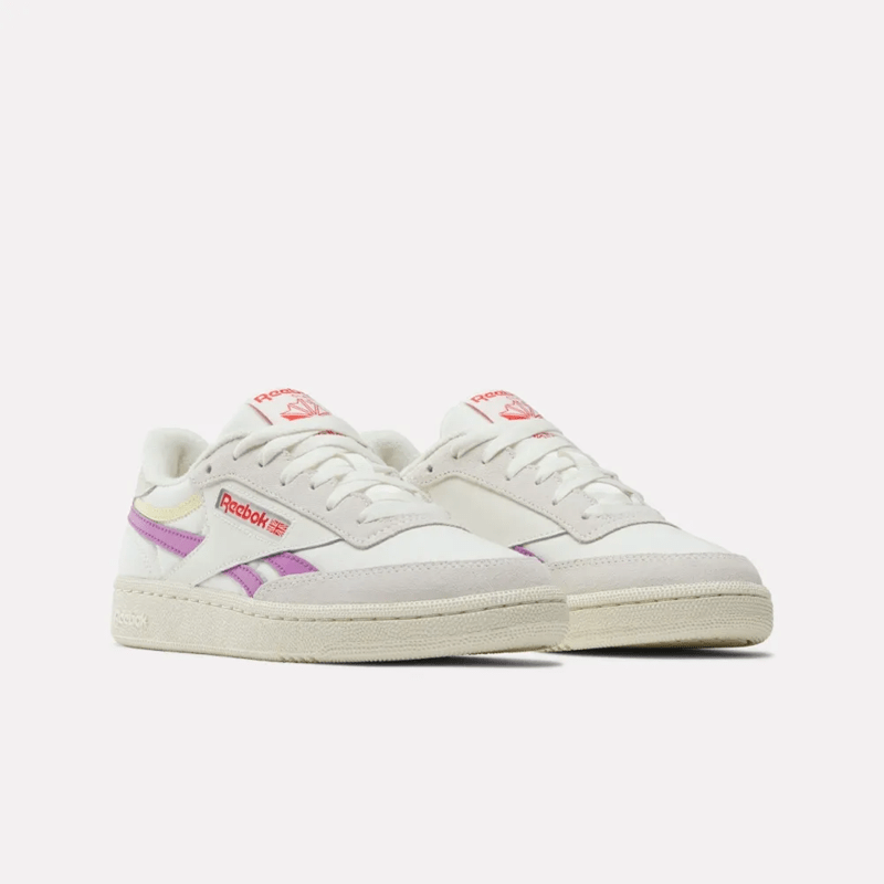 Tênis Reebok Club C Revenge Feminino Bege Tênis Reebok Club C Revenge Feminino Bege