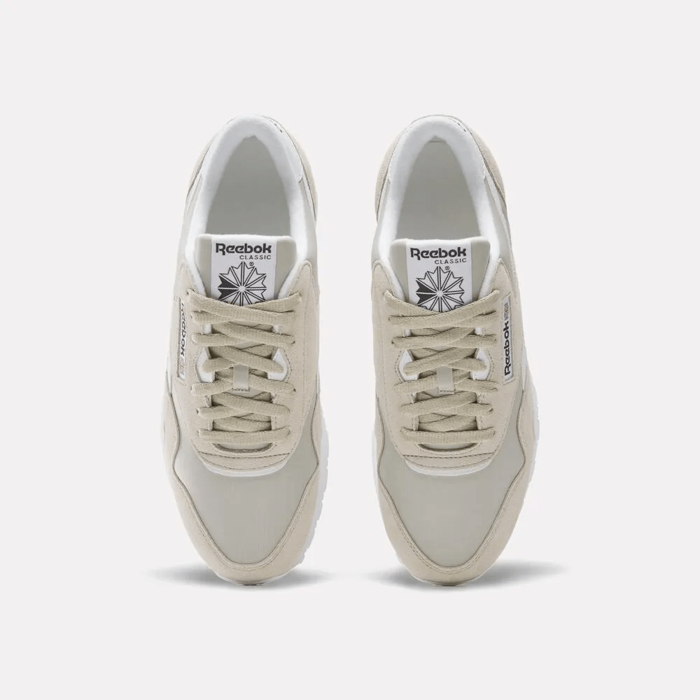 Tênis Reebok CL Nylon Masculino Bege Tênis Reebok CL Nylon Masculino Bege