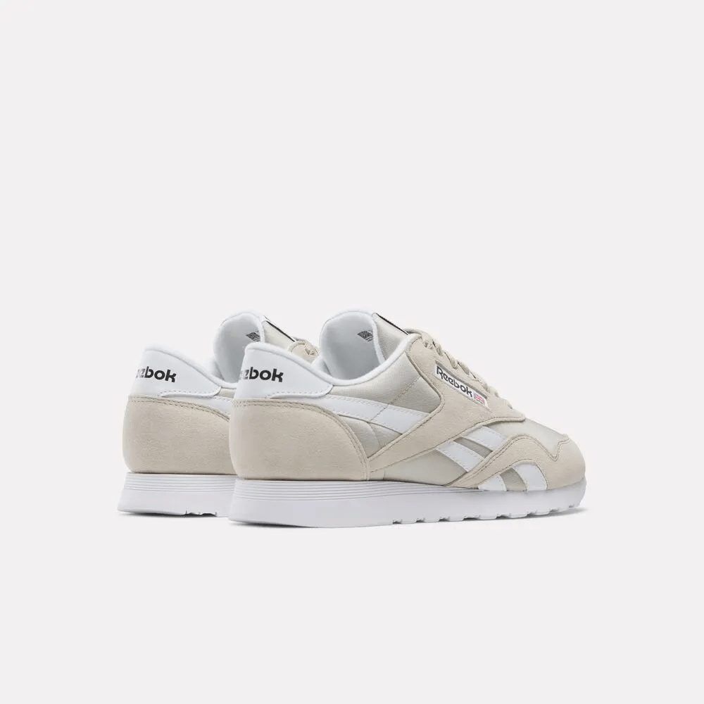 Tênis Reebok CL Nylon Masculino Bege Tênis Reebok CL Nylon Masculino Bege